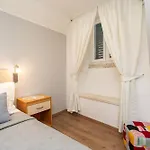 Apartman Neve *