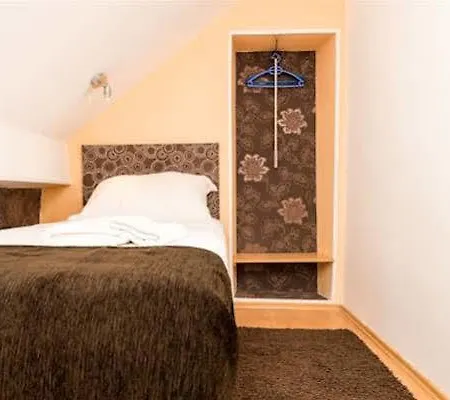 Apartman Neve